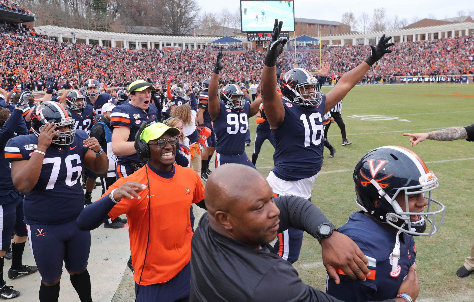 20191129_cdp_sports_UVa_VT182.JPG